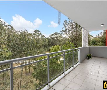 Stylish and Bright Two Bedroom Apartment with Views !!! - Photo 5