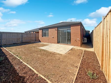 68 Shearwater Drive, Armstrong Creek - Photo 3