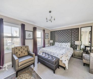 4 bedroom semi-detached house to rent - Photo 6