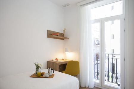 Exclusivo Piso de 3 Habitaciones con Terraza Privada - Photo 3