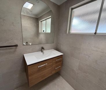 1 Tagula place, Glenfield, NSW 2167 - Photo 2