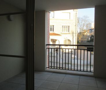 Location Appartement 3 pièces 66m² ORLEANS 45000 - Photo 4