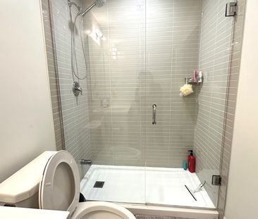 For Lease - 3220 William Coltson Avenue Unit# 321, Oakville, Ontario - Photo 3