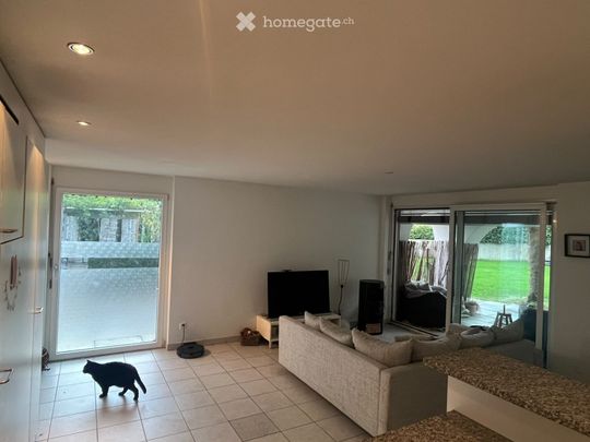 Helle und moderne 3.5 Zimmer Wohnung mit einem südländischen Garten in Niederurnen-GL- zu vermieten! - Photo 1