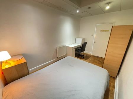 Room in a Shared House, Grange Road, NW10 - Photo 2