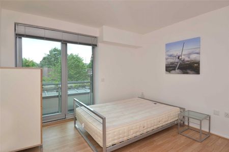 Westminster Bridge Road, London, SE1 7XR - Photo 3