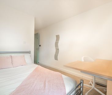 5 Bed Flat, Regent Terrace, S3 - Photo 4