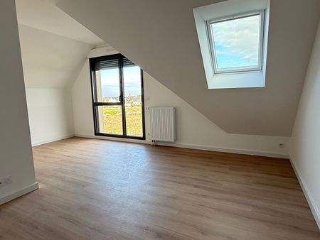 Location Appartement 4 pièces 124m² - Photo 3