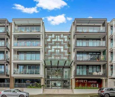 Modern 1-Bedroom Apartment in the Heart of Mt ... - Photo 1