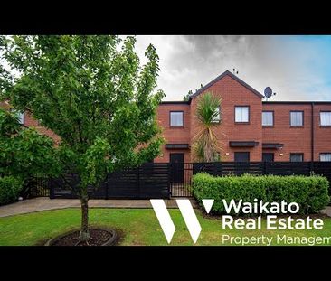 Modern, Low Maintenance Brick Unit - Photo 3