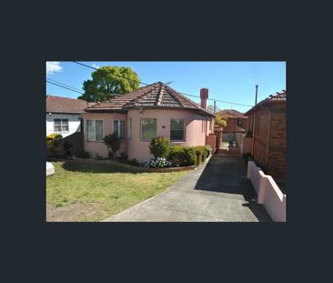 FULL BRICK HOUSE - Photo 1