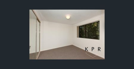 Spacious apartment in Quiet Street - Photo 2