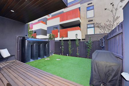 Modern Convenience - Photo 3