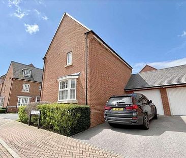 Griffiths Close, Bushey, Wd, WD23 - Photo 1