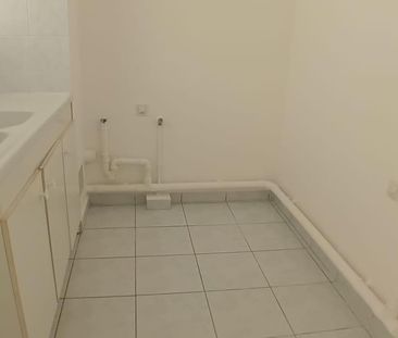 Location Appartement 2 pièces 40m² RAVINE DES CABRIS 97432 - Photo 4