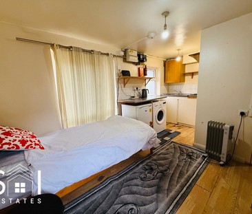 Studio to rent - Photo 4
