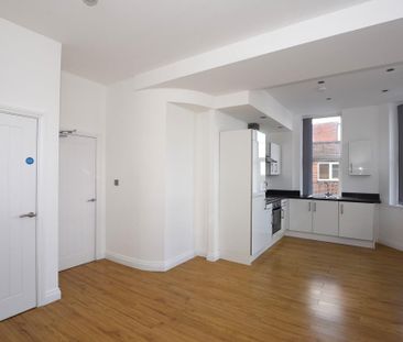 2 bedroom apartment to rent - Photo 3