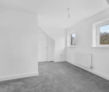 Rock Pipit Road, Trevemper, Newquay - Photo 2