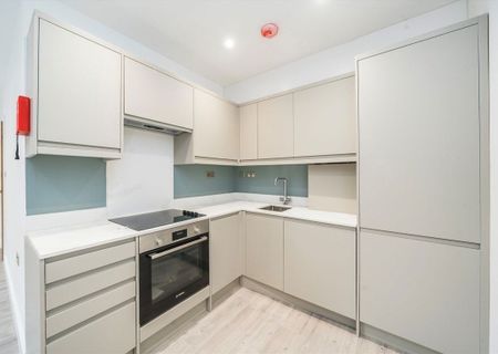 Wimbledon Hill Road, SW19 7PA, London - Photo 4