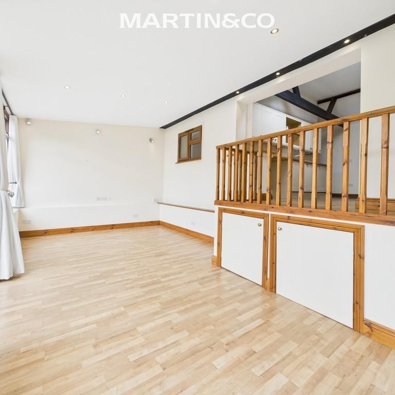 3 bedroom detached bungalow to rent - Photo 1