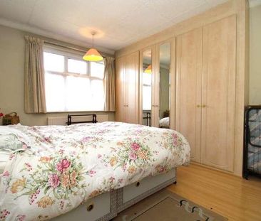 Fairmead, Surbiton, KT5 - Photo 6