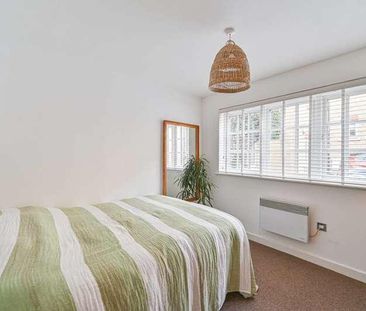 Lownes Courtyard, Hither Green, SE13 - Photo 5