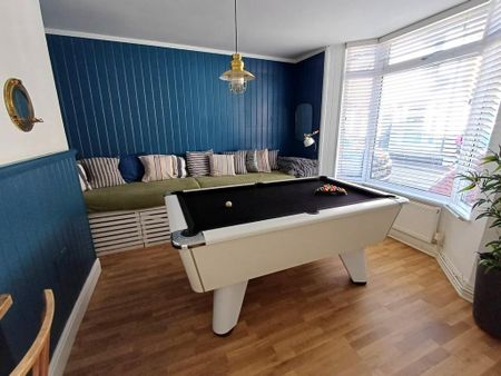 3 bedroom terraced house to rent - Photo 2