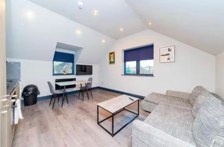 2 Bed Flat, Ship Street, BN1 - Photo 2