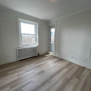 Fully Renovated 5.5 Apartments For November 1st, 2024 - A louer • For Rent - Photo 2