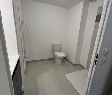 « AVIGNON EM - APPARTEMENT T2 43.9M² AVEC BALCON » - Photo 5