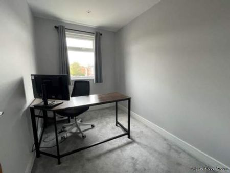 3 bedroom property to rent in London - Photo 4