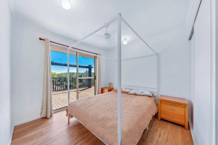 Elevated Living with Stunning Whitsunday Views - Photo 4