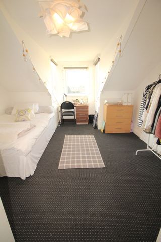 9 Bed - 213 Belle Vue Road, Woodhouse, Leeds - LS3 1HG - Student - Photo 4