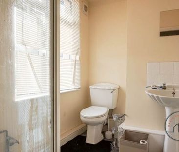 Flat 6 Headingley House, Leeds, LS6 3HD - Photo 4