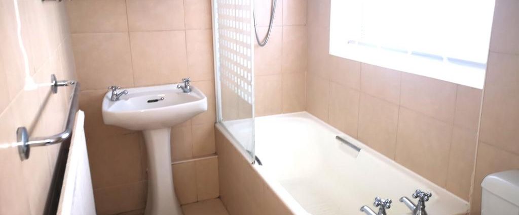 3 bedroom house to rent - Photo 1