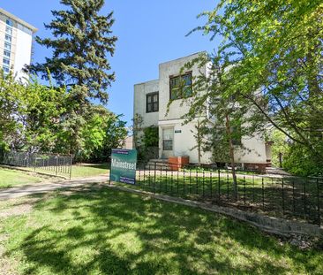 Heritage Trail Apartments 4 | 9715 104 Street NW, Edmonton - Photo 1