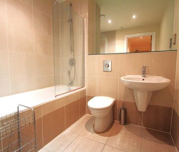 Waterloo Apartments, Leeds City Centre, LS10 1JA - Photo 2