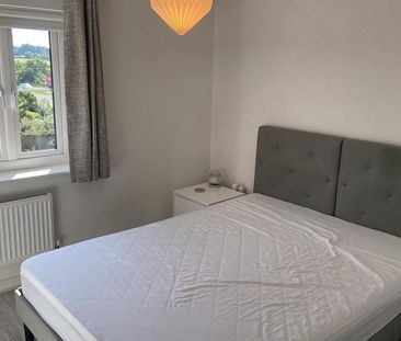 2 bedroom semi-detached house to rent - Photo 3