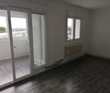 Location : Appartement 4 pièces 65 m2 – BETHONCOURT - Photo 1