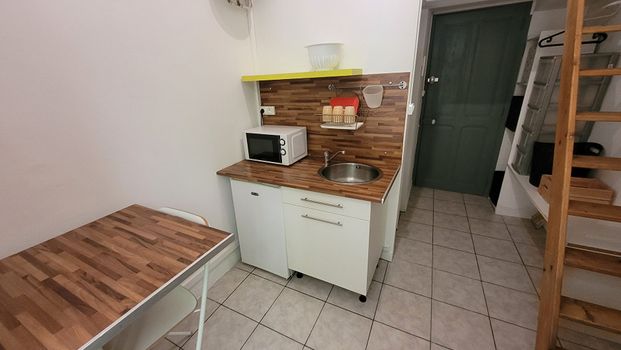 AVIGNON 310 Studio meublé proche faculté d'Avignon, - Photo 1