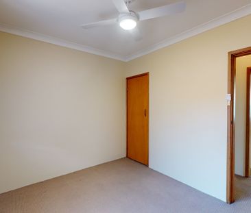 4/2 Brisbane Street, Lorn NSW 2320 - Photo 2