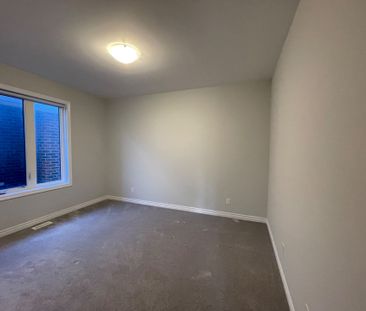 For Lease - 59 Bremner Street, Whitby, Ontario - Photo 3