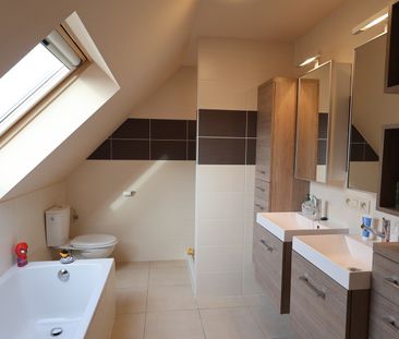 Verzorgde half open woning met mooie rustige ligging - Foto 1