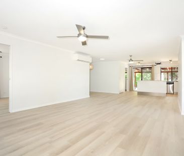 FOREST-EDGE RETREAT - SPACIOUS FAMILY HOME - Photo 2