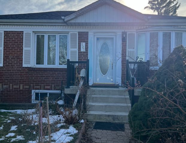 For Lease - 127 Chillery Avenue Unit# Bsmt, Toronto, Ontario - Photo 1