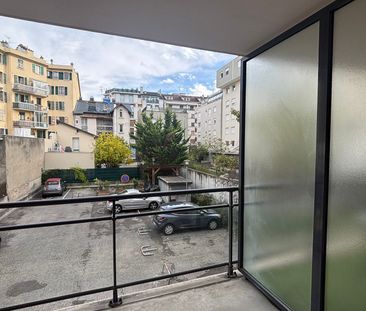 Location Appartement 2 pièces 46m² - Photo 5