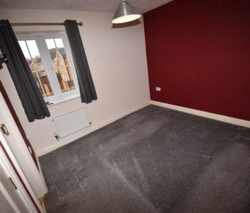 3 bedroom semi-detached house to rent - Photo 4