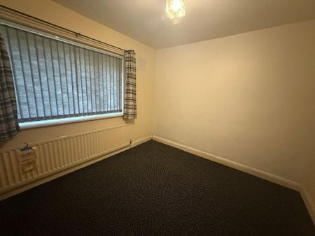 2 bedroom semi-detached house to rent - Photo 3