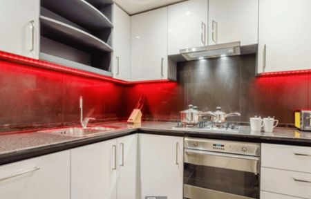 Westferry Circus, , London, E14 - Photo 4