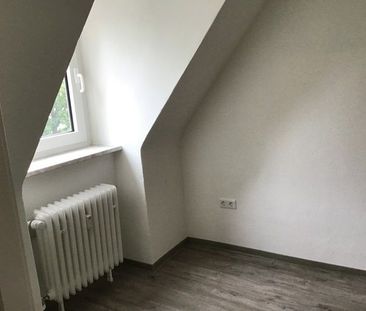 Nette 1,5-Zimmer-DG-Wohnung - Foto 2